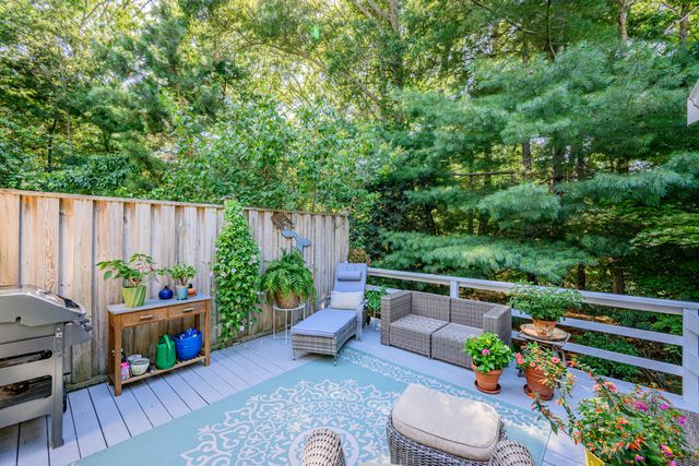 241 Seaward UNIT 241, Teaticket, MA 02536