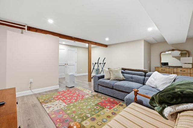 241 Seaward UNIT 241, Teaticket, MA 02536