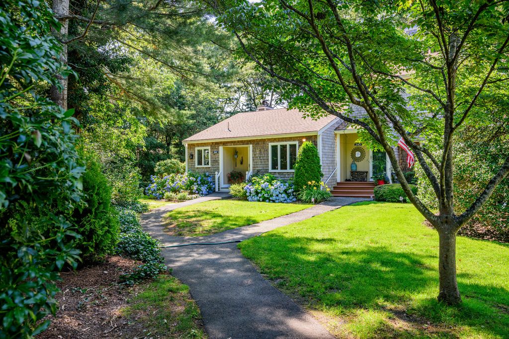 241 Seaward UNIT 241, Teaticket, MA 02536
