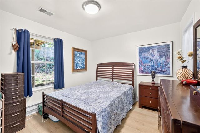 1009 Crest Ridge Place SW, Marietta, GA 30060