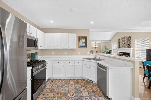 1009 Crest Ridge Place SW, Marietta, GA 30060