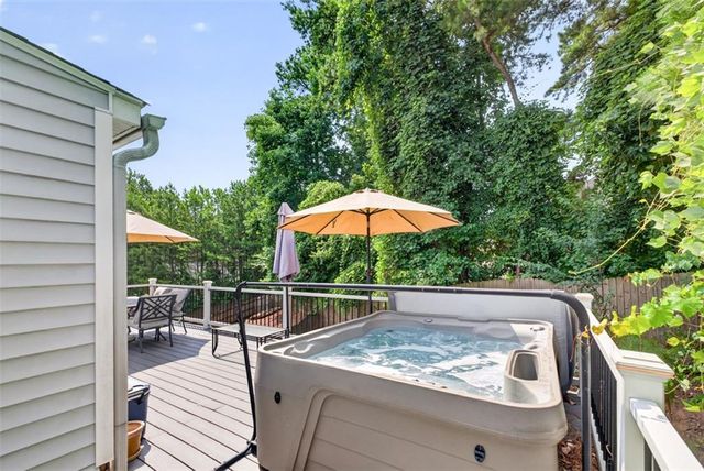 1009 Crest Ridge Place SW, Marietta, GA 30060