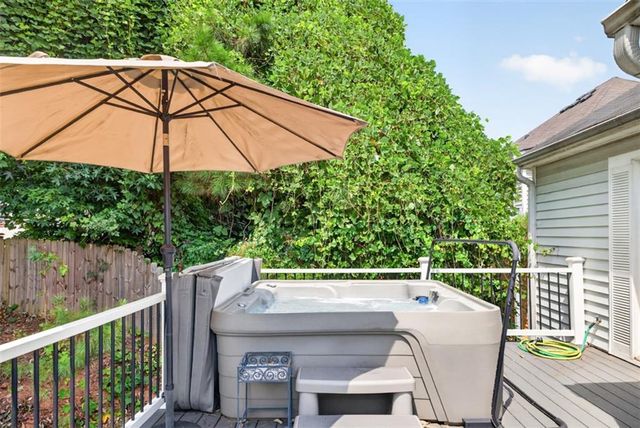 1009 Crest Ridge Place SW, Marietta, GA 30060