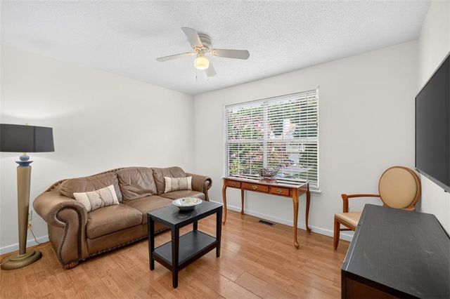 1009 Crest Ridge Place SW, Marietta, GA 30060