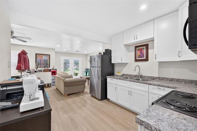1009 Crest Ridge Place SW, Marietta, GA 30060