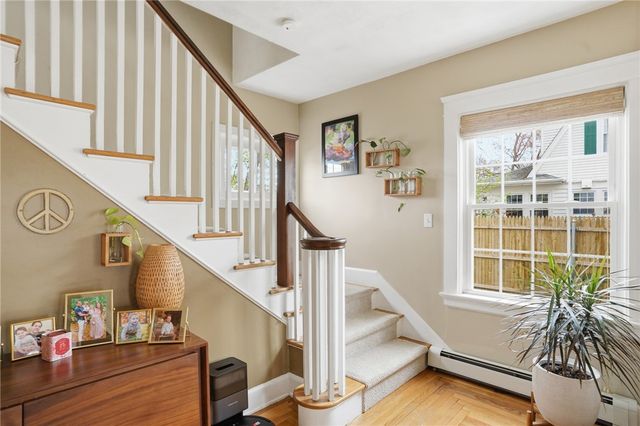 17 Mason Avenue, Cranston, RI 02910