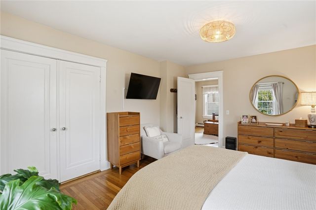 17 Mason Avenue, Cranston, RI 02910