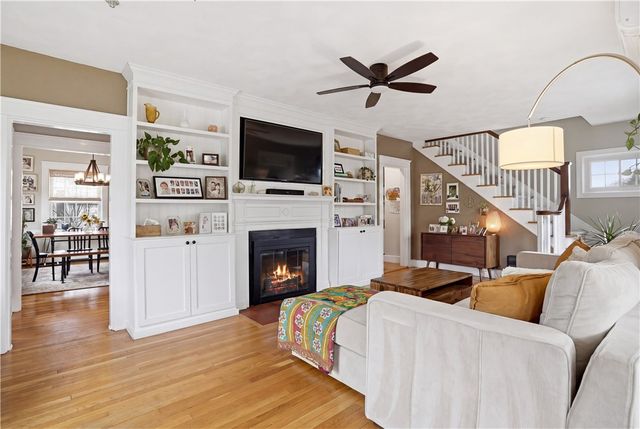 17 Mason Avenue, Cranston, RI 02910