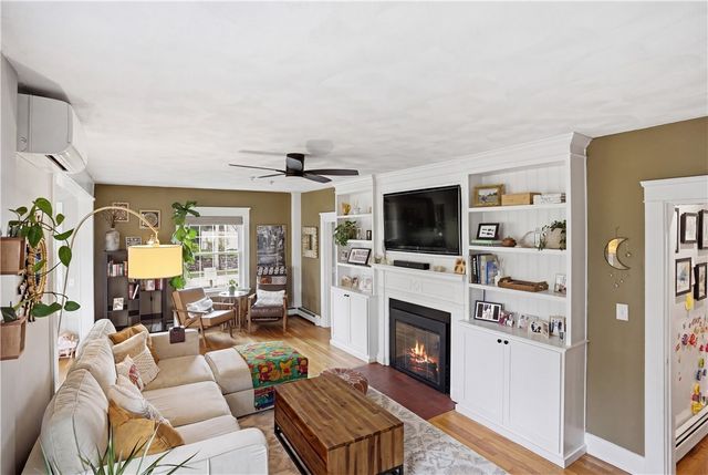 17 Mason Avenue, Cranston, RI 02910