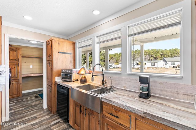 944 Palmer Drive, Carolina Shores, NC 28467