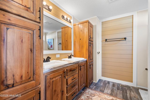 944 Palmer Drive, Carolina Shores, NC 28467