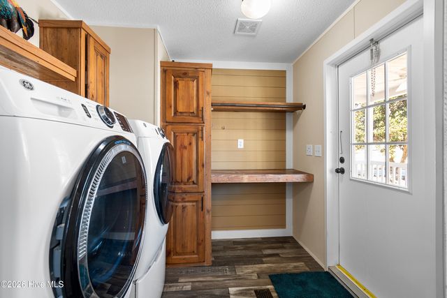 944 Palmer Drive, Carolina Shores, NC 28467