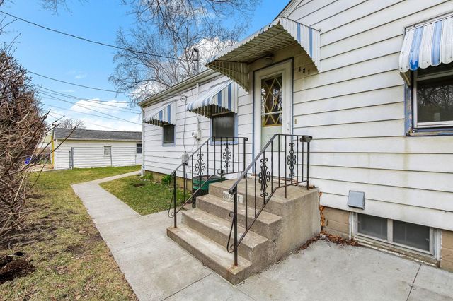 621 White Bear Avenue, Saint Paul, MN 55106