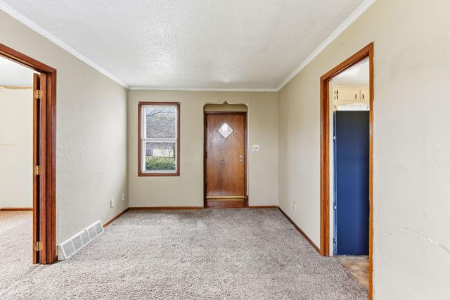 621 White Bear Avenue, Saint Paul, MN 55106