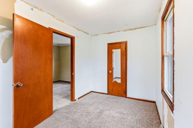 621 White Bear Avenue, Saint Paul, MN 55106