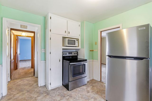 621 White Bear Avenue, Saint Paul, MN 55106