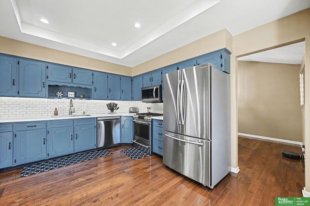 14815 Seward Plaza, Omaha, NE 68154