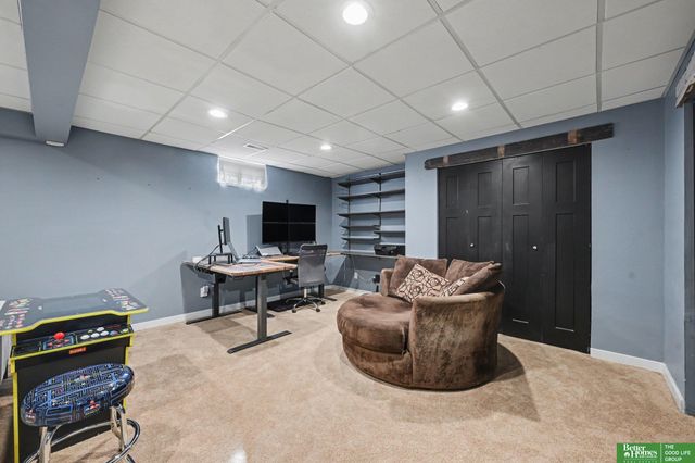 14815 Seward Plaza, Omaha, NE 68154