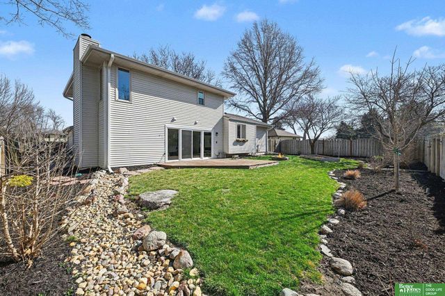 14815 Seward Plaza, Omaha, NE 68154