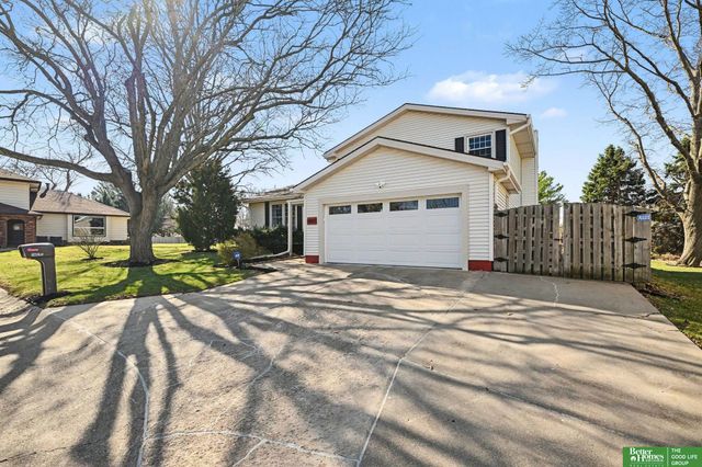 14815 Seward Plaza, Omaha, NE 68154