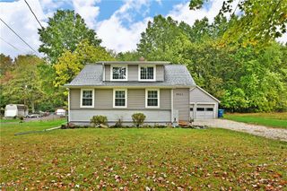 9043 Howland Springs Road SE, Warren, OH 44484