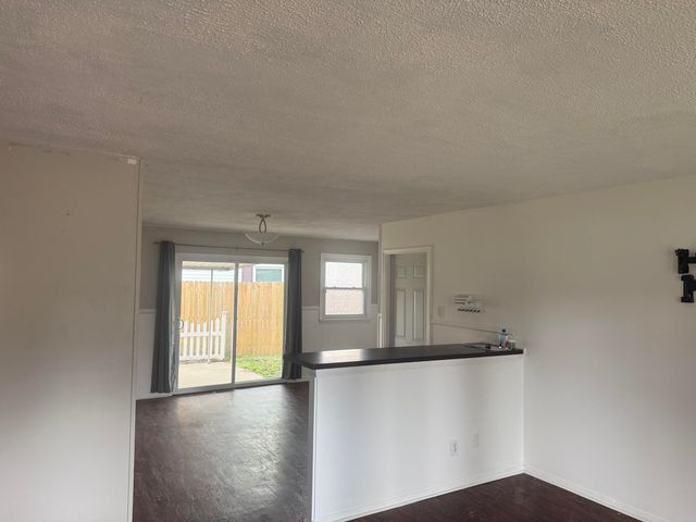 7933 Taney Place, Merrillville, IN 46410
