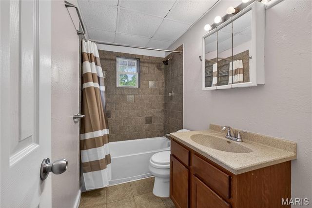 23 Hanover Lane, Cahokia, IL 62206