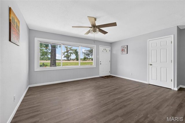 23 Hanover Lane, Cahokia, IL 62206