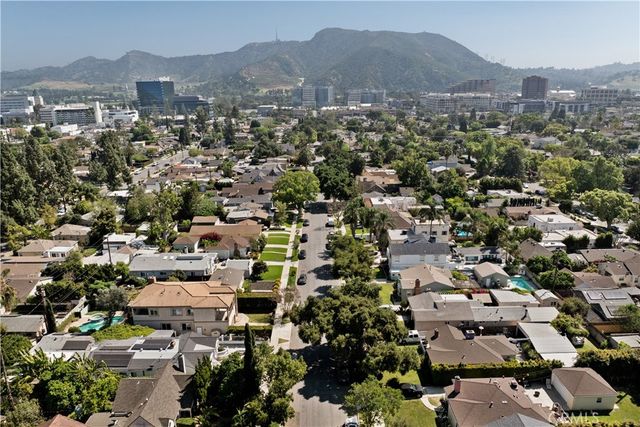 406 N Fairview, Burbank, CA 91505