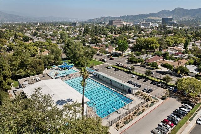 406 N Fairview, Burbank, CA 91505