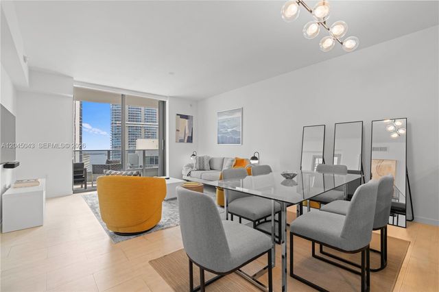 1000 E Brickell Plz 3803, Miami, FL 33131