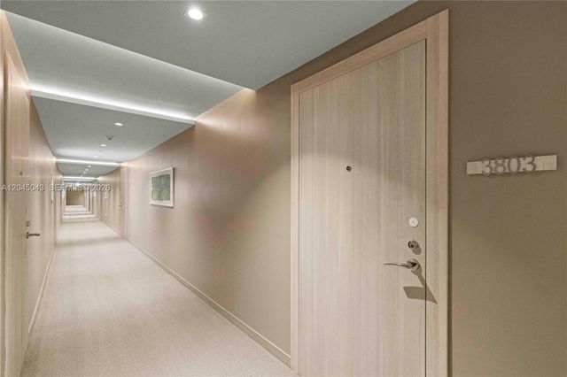 1000 E Brickell Plz 3803, Miami, FL 33131