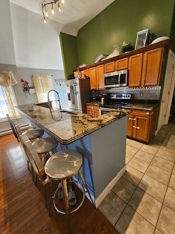 1 Armandale St, Worcester, MA 01603