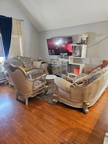 1 Armandale St, Worcester, MA 01603