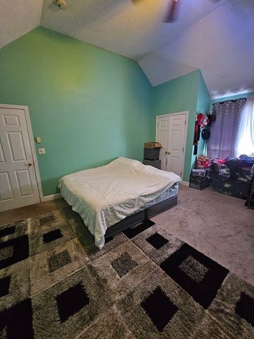 1 Armandale St, Worcester, MA 01603