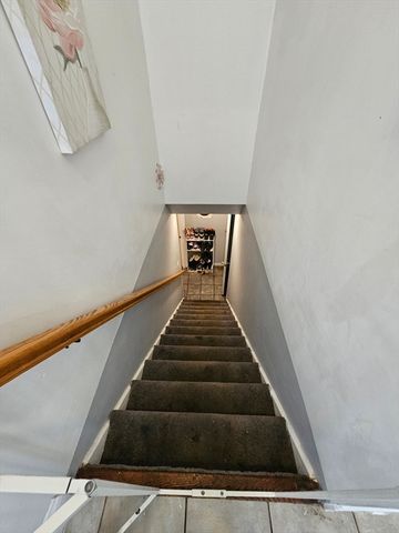 1 Armandale St, Worcester, MA 01603