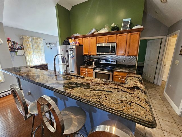 1 Armandale St, Worcester, MA 01603