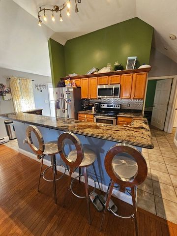 1 Armandale St, Worcester, MA 01603