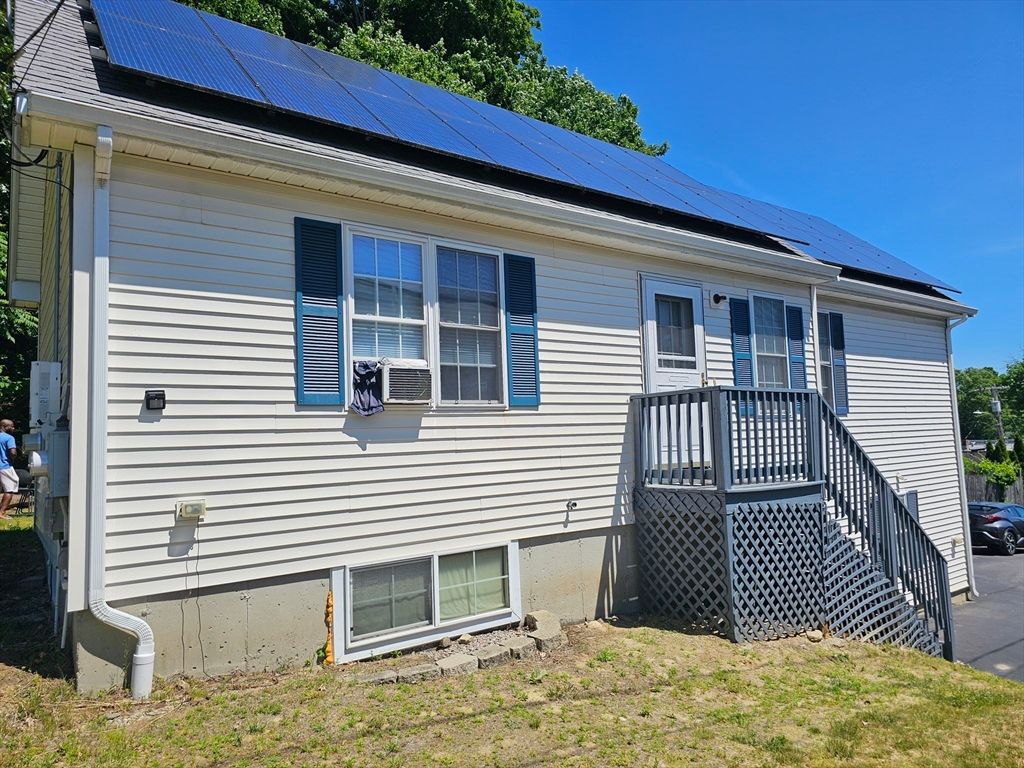 1 Armandale St, Worcester, MA 01603