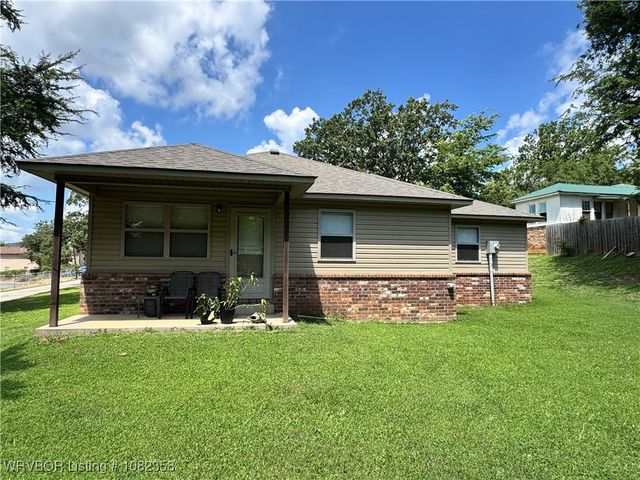 100 Todd Street, Poteau, OK 74953