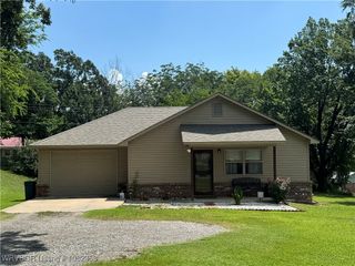 100 Todd Street, Poteau, OK 74953