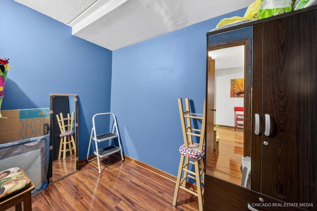 6316 W Montrose Avenue 102, Chicago, IL 60634