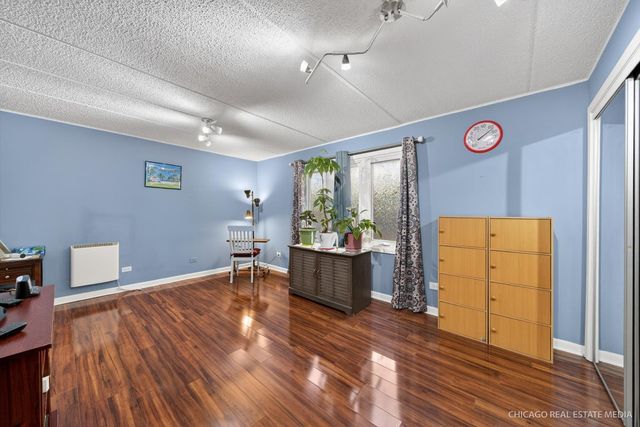 6316 W Montrose Avenue 102, Chicago, IL 60634