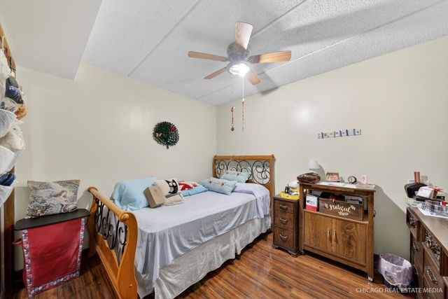 6316 W Montrose Avenue 102, Chicago, IL 60634