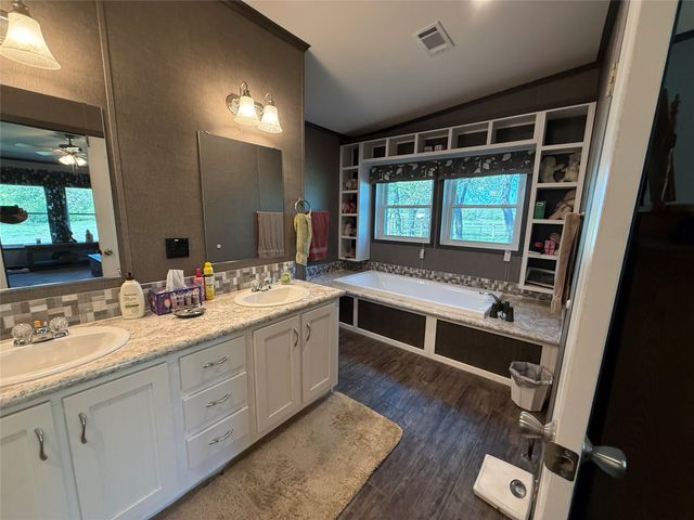 10650 FM 1156, Jacksboro, TX 76458