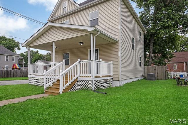 2162 State Street, Granite City, IL 62040