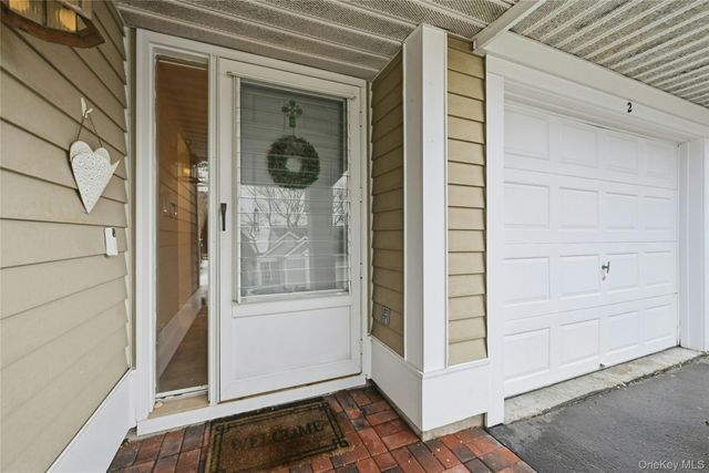 2 Kismet Court, Ridge, NY 11961