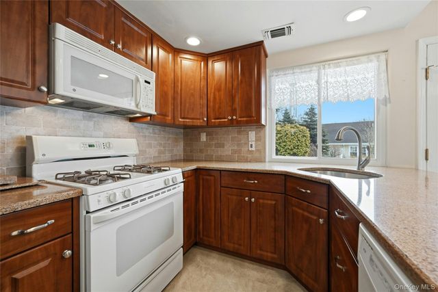 2 Kismet Court, Ridge, NY 11961