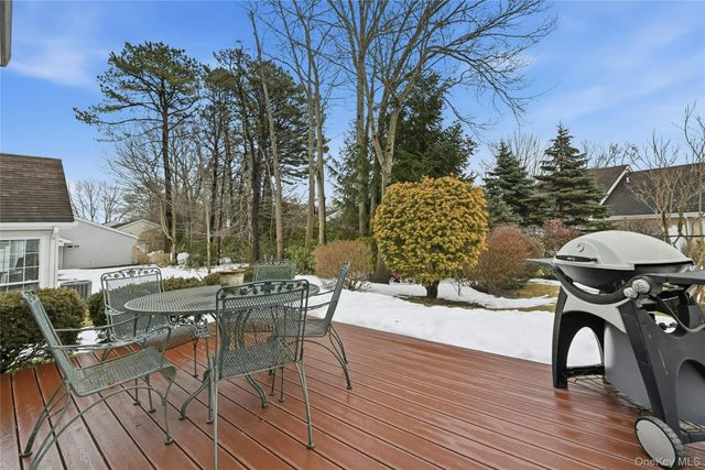 2 Kismet Court, Ridge, NY 11961