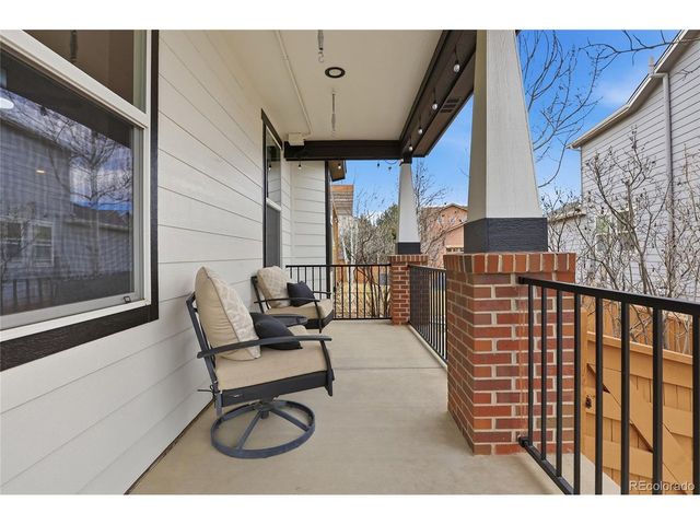 10059 Southlawn Cir, Commerce City, CO 80022